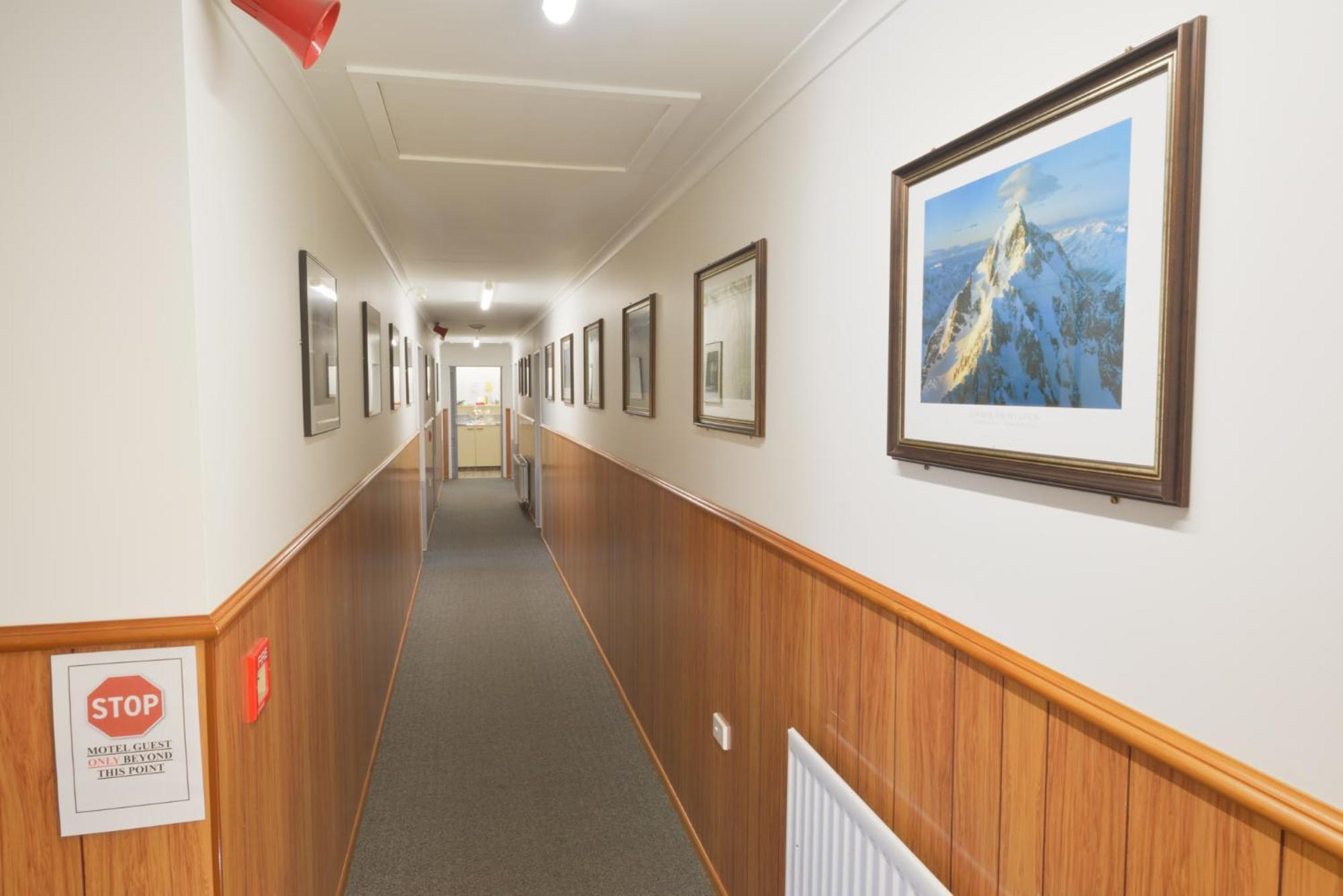 Wilderness Motel Accommodation 하스트 외부 사진