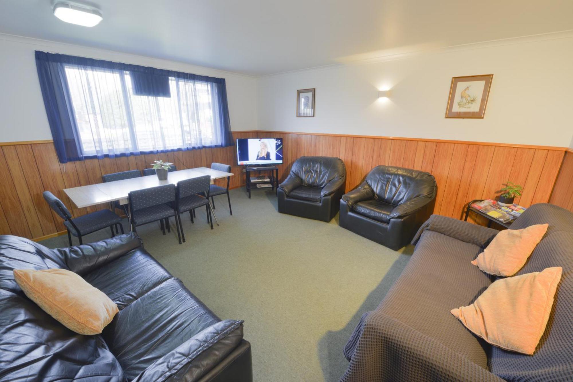 Wilderness Motel Accommodation 하스트 외부 사진